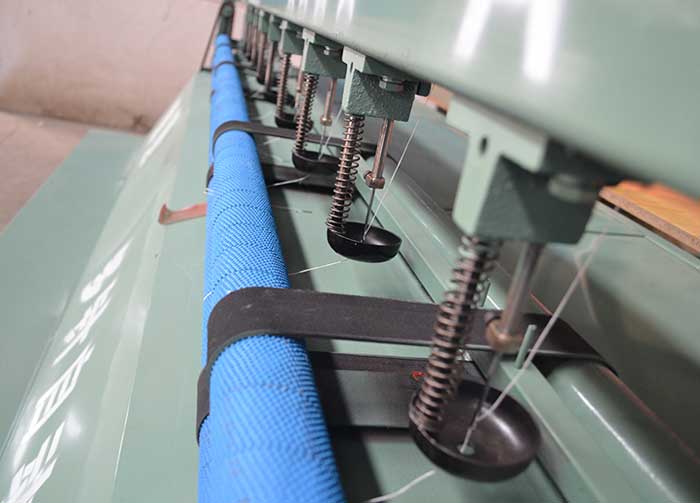 无底线缝被机无底线缝被机操作（视频）